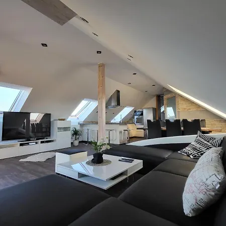 Schone Loftwohnung Im Herzen Des Fichtelgebirges Apartment *